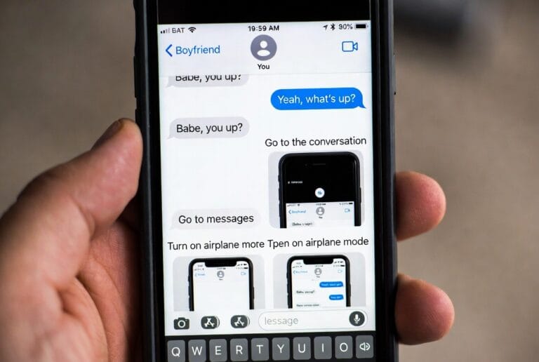 A professional Gmail security and monitoring application interface, showing expert insights into ethical account access and protection features.