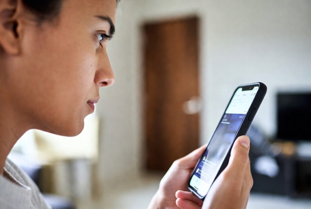 Introduction: Navigating the Sensitive Question of Phone Privacy 1 A professional Gmail security and monitoring application interface, showing expert insights into ethical account access and protection features.