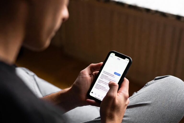 Can I See My Husband's Text Messages? A Technical and Legal Guide 24 A professional Gmail security and monitoring application interface, showing expert insights into ethical account access and protection features.