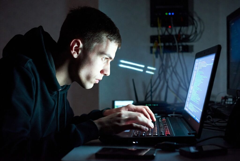 The Truth About Monitoring a Spouse's Phone: A Guide to Technology and Law 1 A professional Gmail security and monitoring application interface, showing expert insights into ethical account access and protection features.